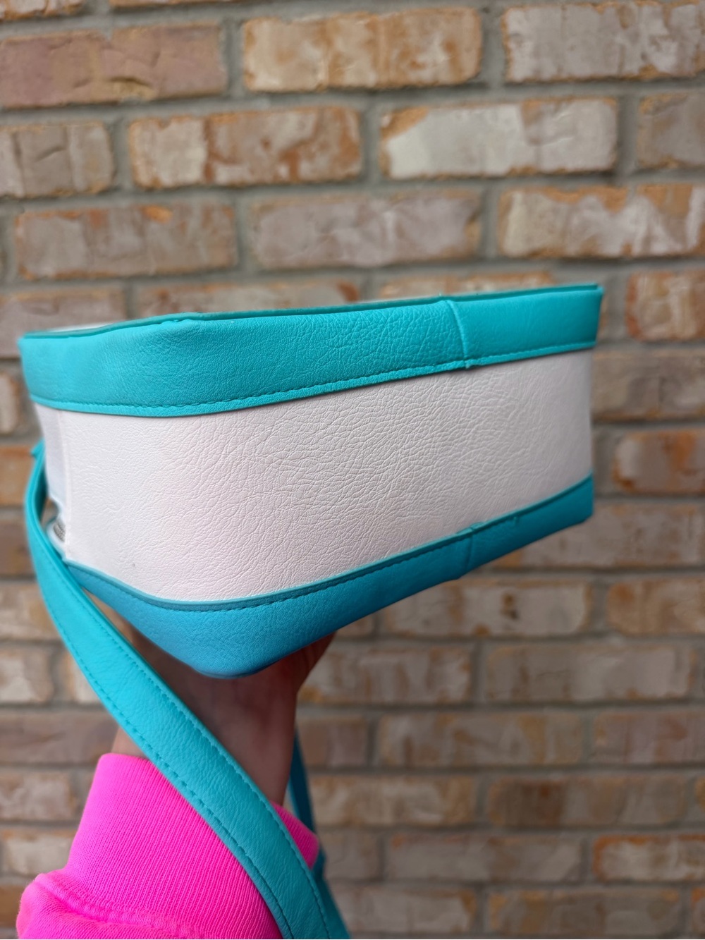 Loungefly Walt Disney World Crossbody Bag - Picture 6 of 9